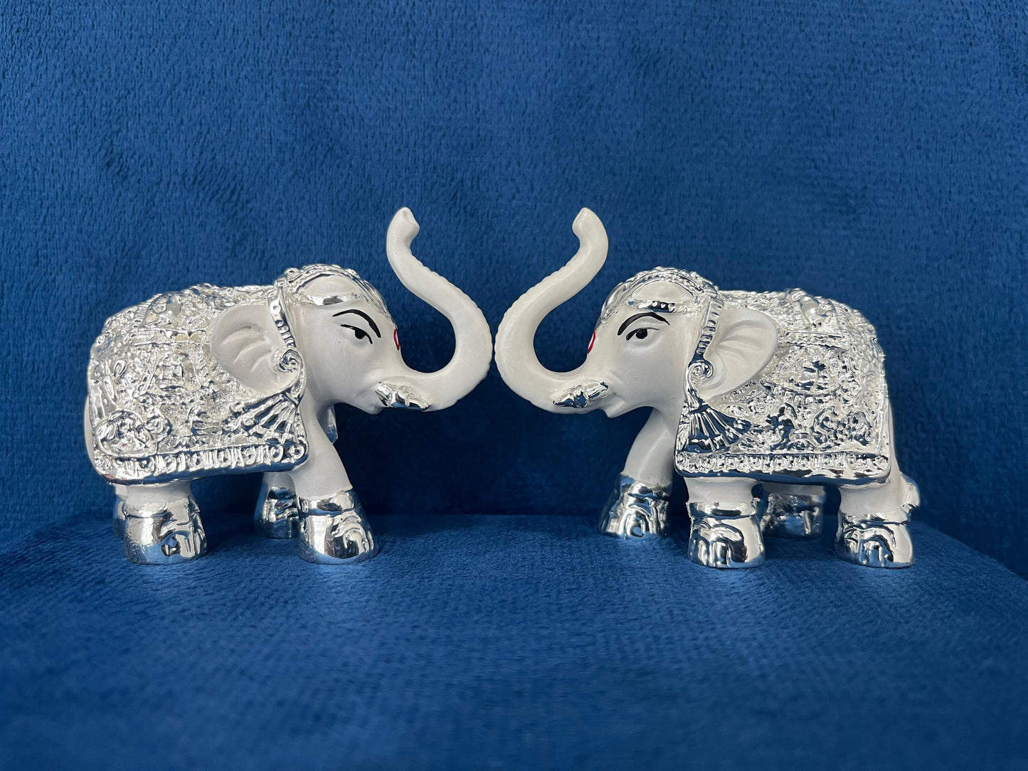 999 Silver Cladded Pair of Elephants (White Finish & Emry Finish)
