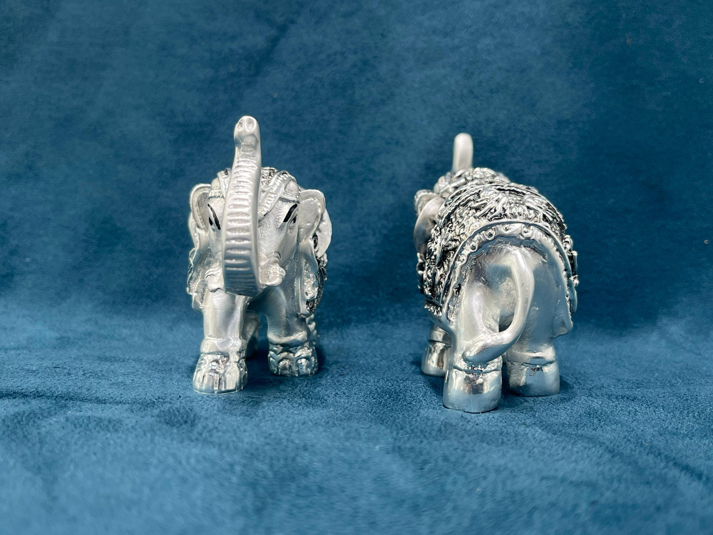 999 Silver Cladded Pair of Elephants (White Finish & Emry Finish)