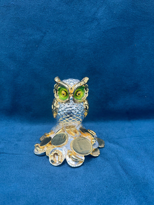 999 Electroplated Silver on Polyresin Owl (Silver with Gold)