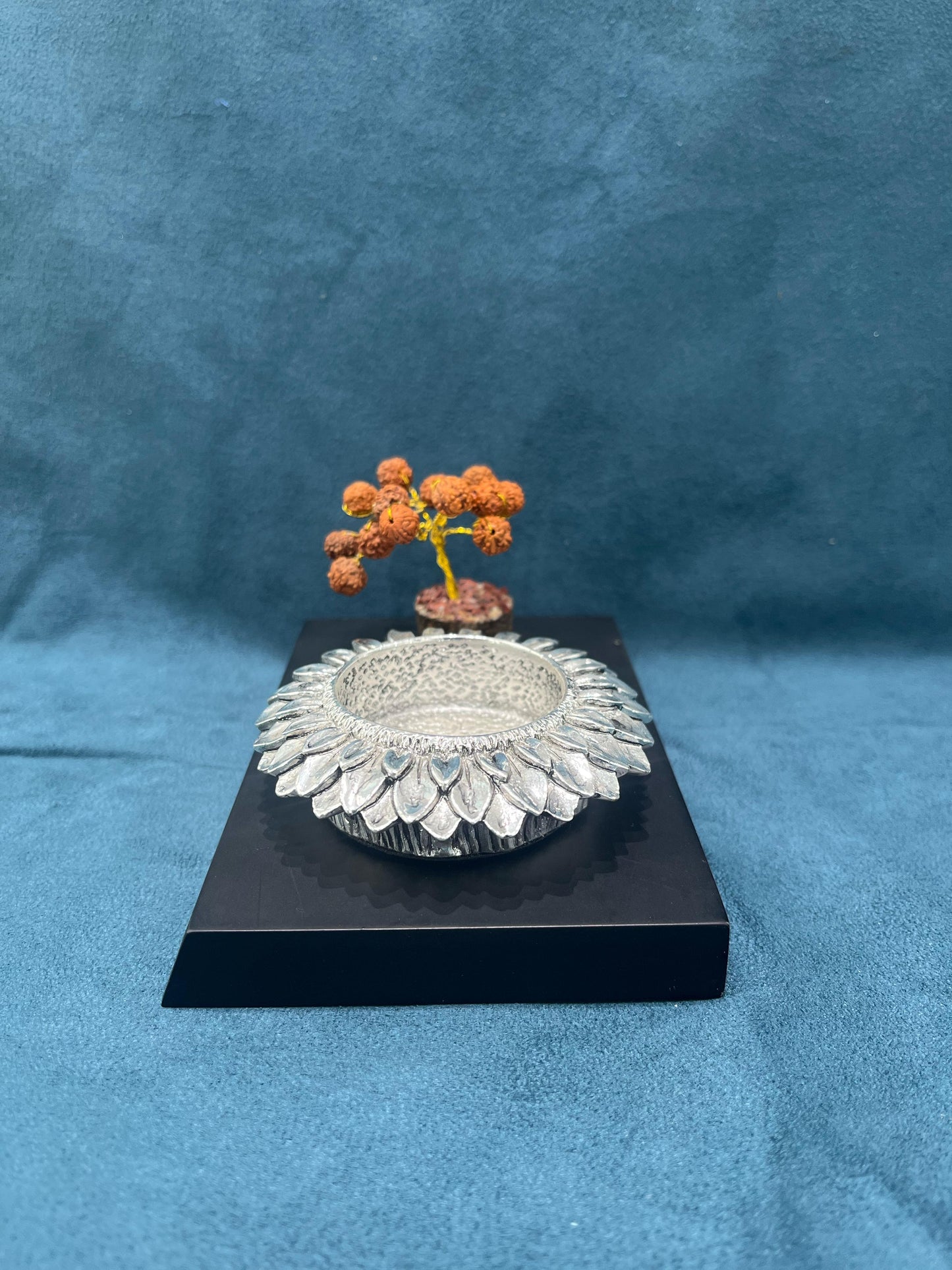 999 Electroplated Silver On Polyresin - Candle Holder & Rudraksh - Silver Antiq