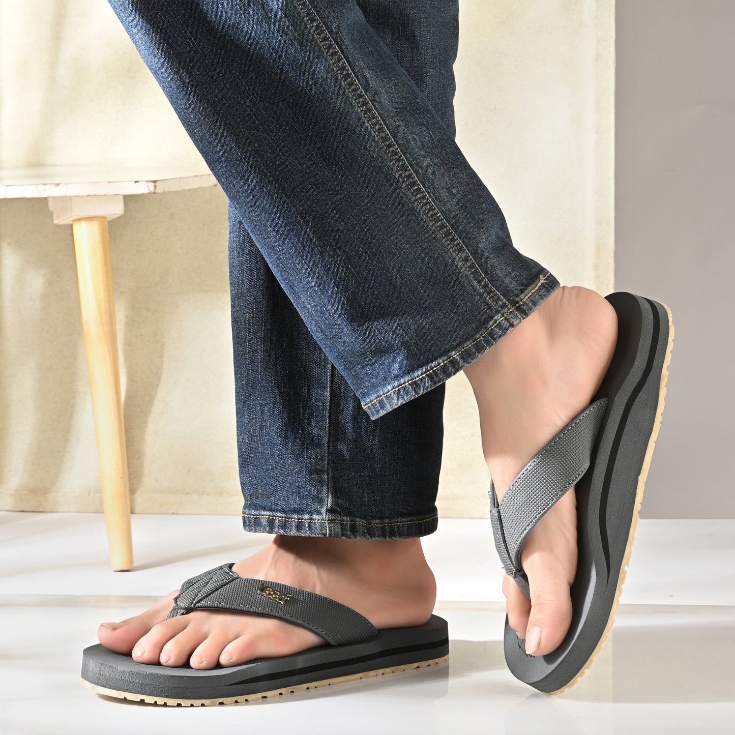 Leaf Ortho FlatFeet and Knee pain relief Slippers - Unisex