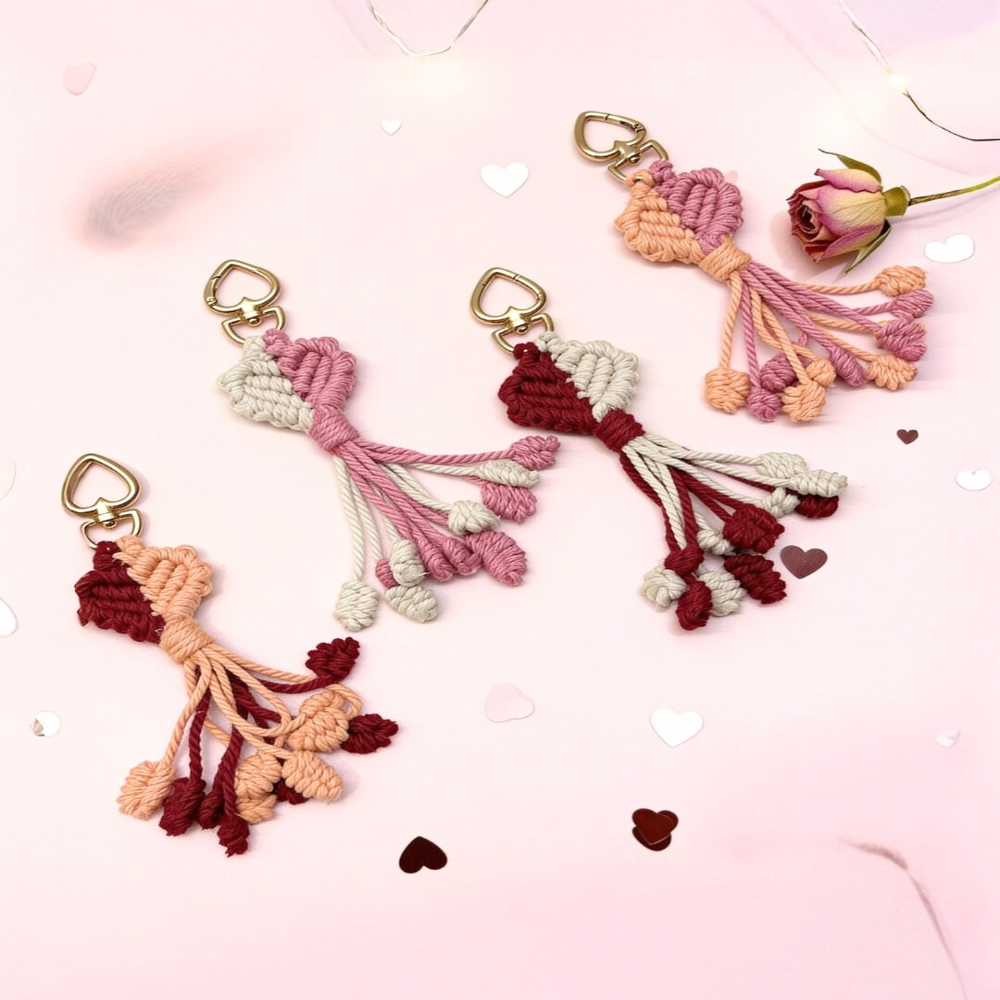 Dhaage Heart Keychain