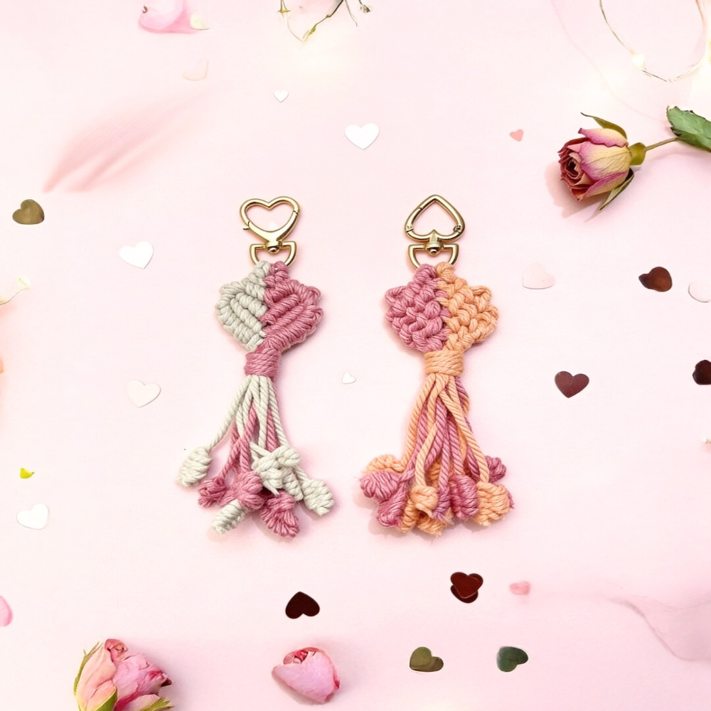 Dhaage Heart Keychain